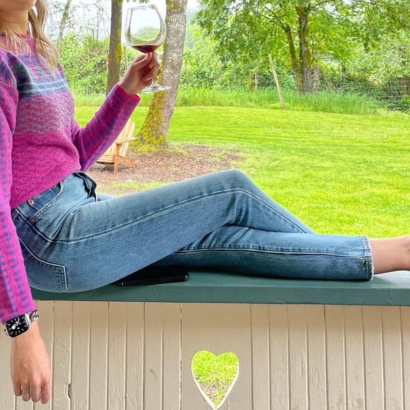 Levi’s | Wedgie Fit Ankle Women’s Jeans in Athens Pushed - Light Wash - Picture 9 of 13